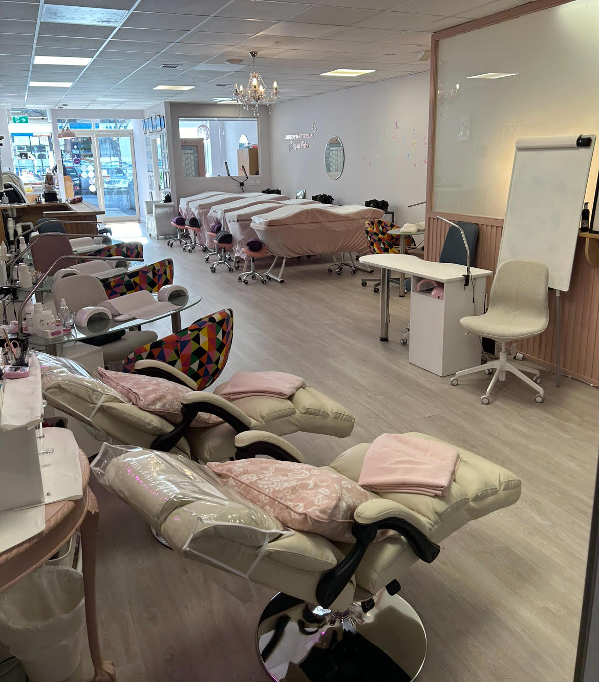 Advanced Part-Time Beauty    (ITEC Level 2 & 3)